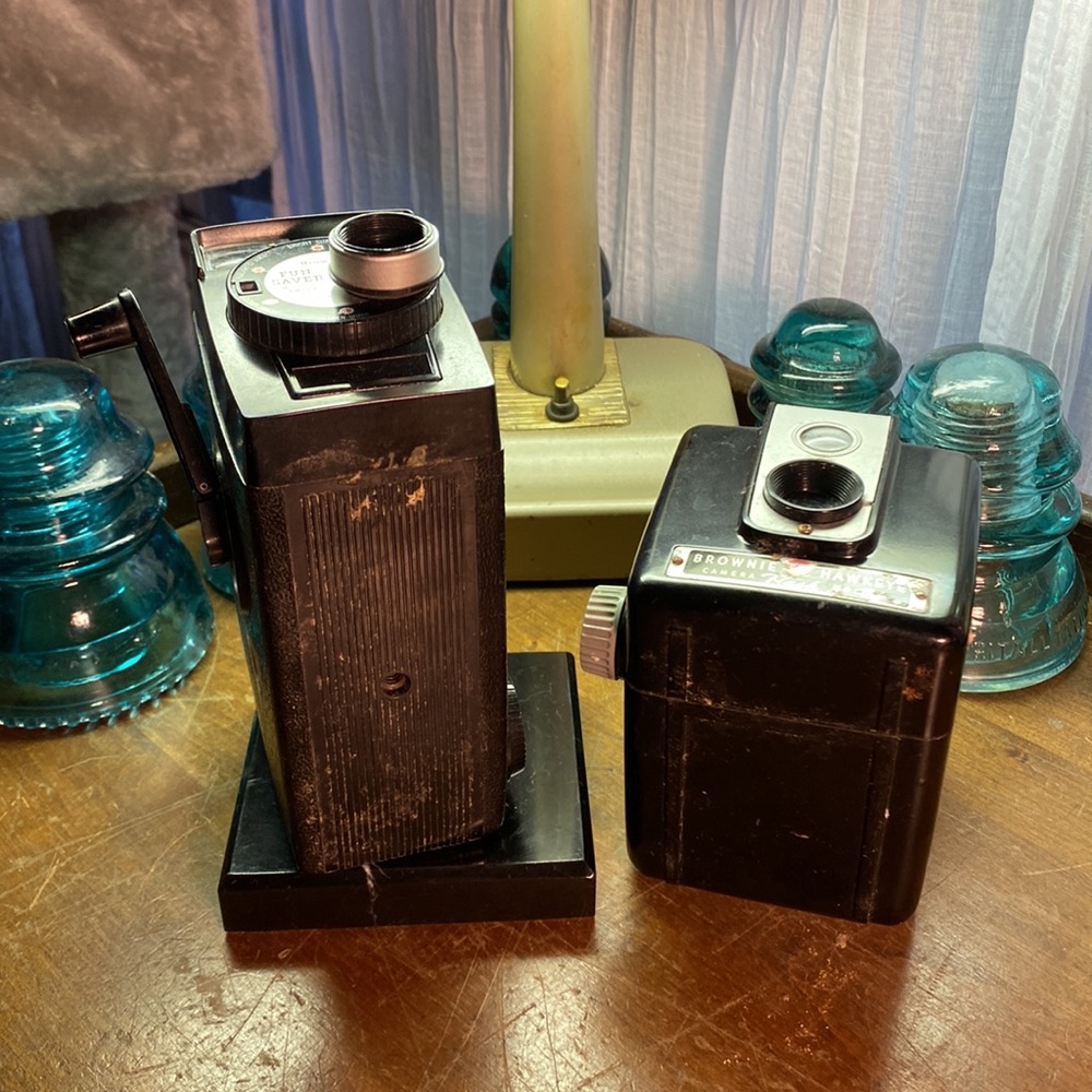 VINTAGE EASTMAN KODAK BROWNIE HAWKEYE & FUN SAVER Lot Of 2￼ - Picture 5 of 5